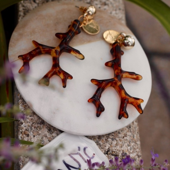 New seaweeds coral dangling beach acrylic earrings - Picture 4 of 7